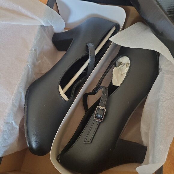 Black 2" Heel T-Strap Character Shoes NEW IN BOX - Picture 3 of 6